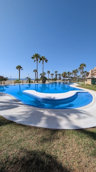 Piscina - Ático Brisamarina - Playa y Golf en Roquetas de Mar